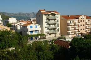 Отель Markovic apartmani  Будва